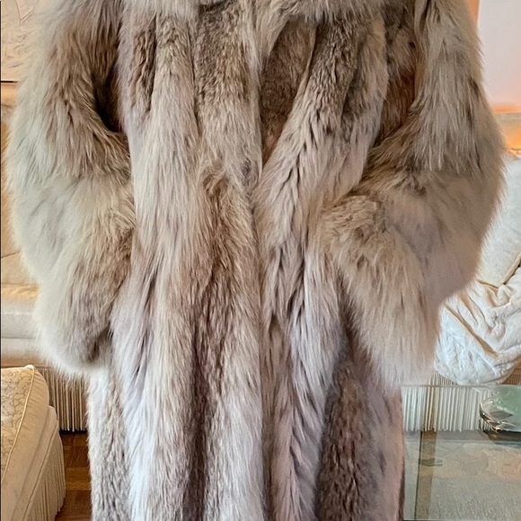 RUSSIAN LYNX FULL LENGTH COAT - Picture 8 of 10
